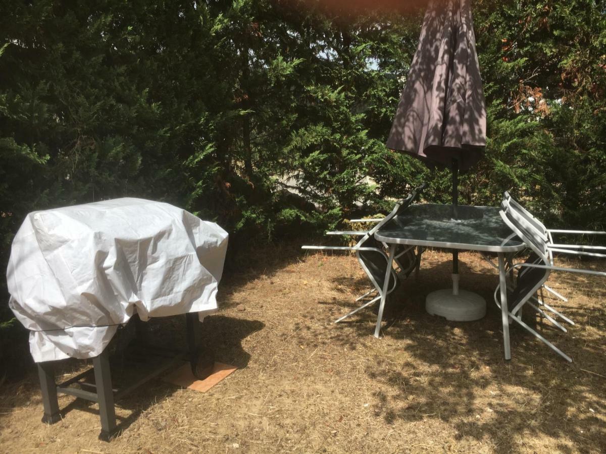 אמלי-לה-באינס-פללדה Appartement Calme De 48M2 מראה חיצוני תמונה